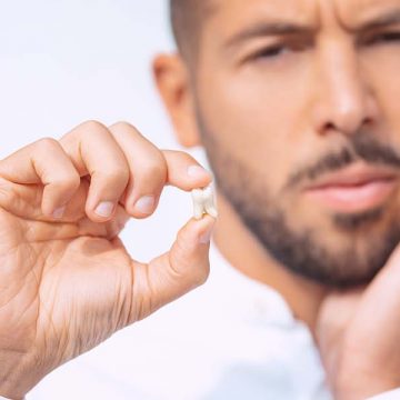 When Should You Choose Root Canal Over Tooth Extraction?